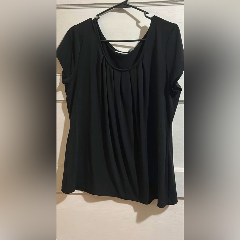 New York and Company Women’s Short Sleeves Blouse-XL